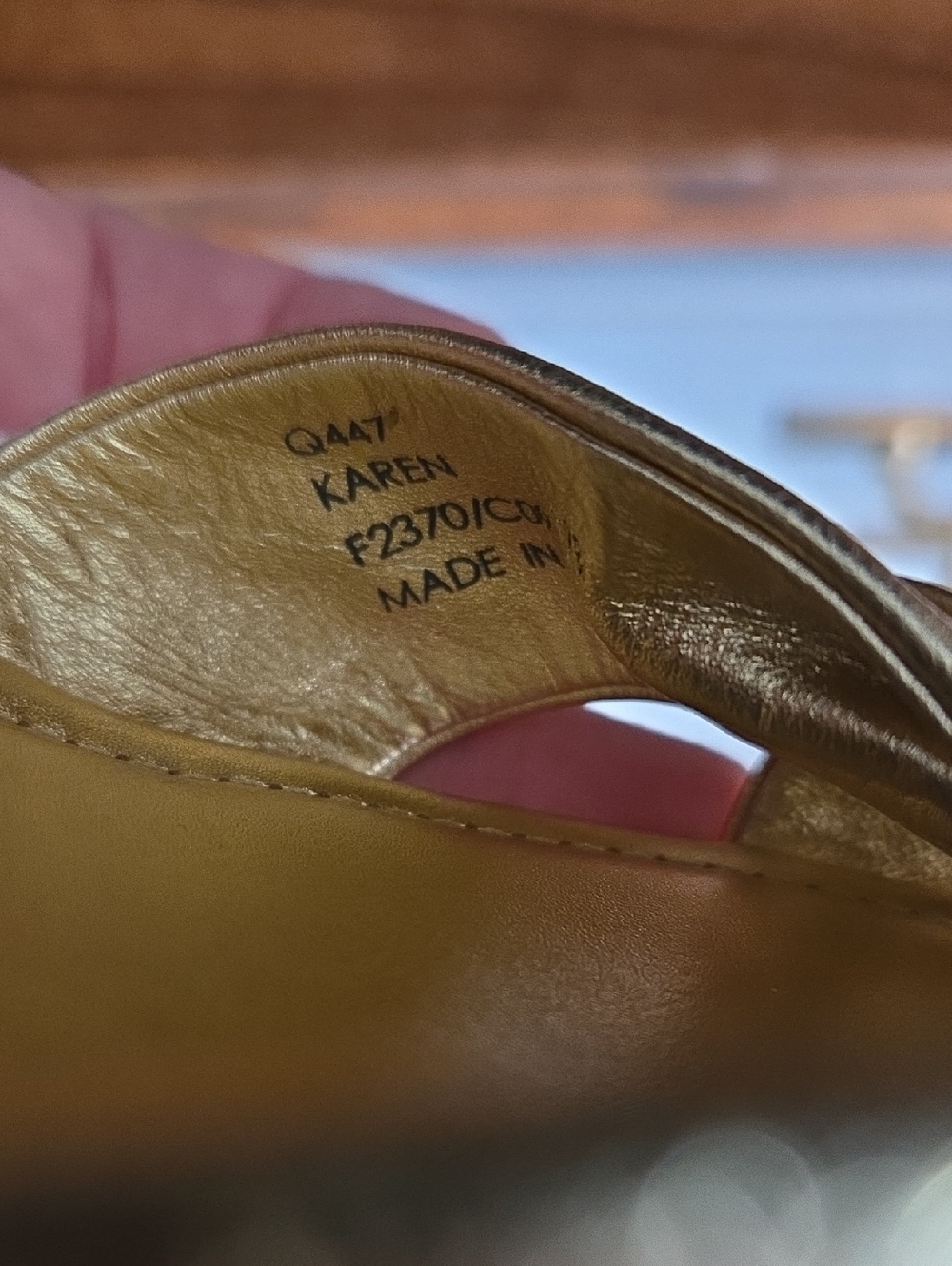 NWOB COACH Karen Gold Bow Cork Heels - Picture 9 of 10